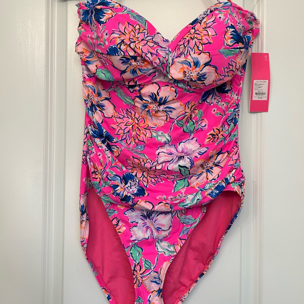 Lilly Pulitzer  NWT Flamenco swimsuit Size 14